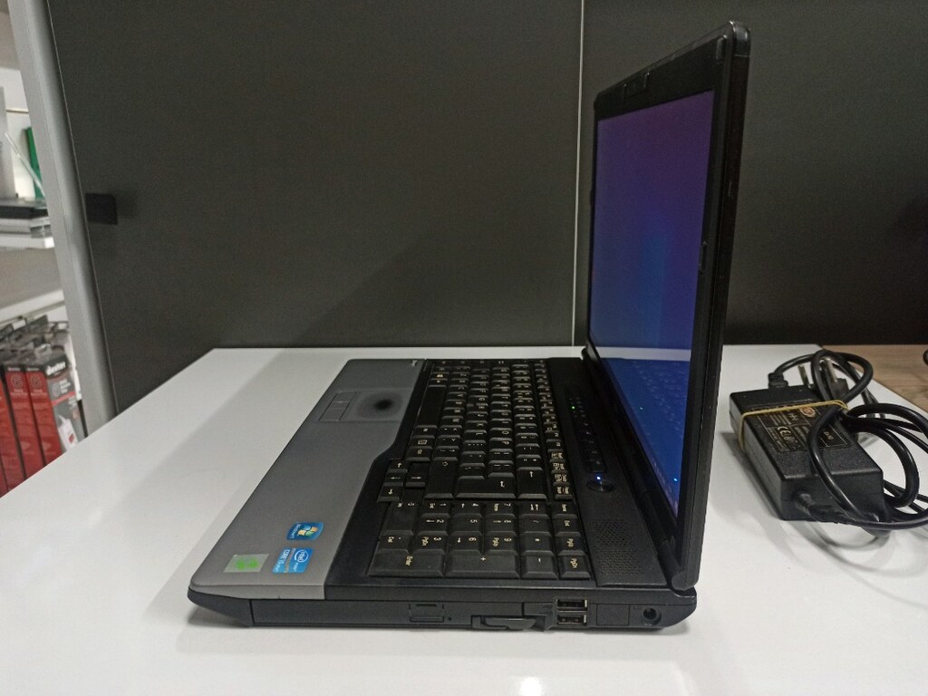 Laptop, Fujitsu Lifebook E782 i5 6ram 128ssd 15.6 HD Mat Ekran 