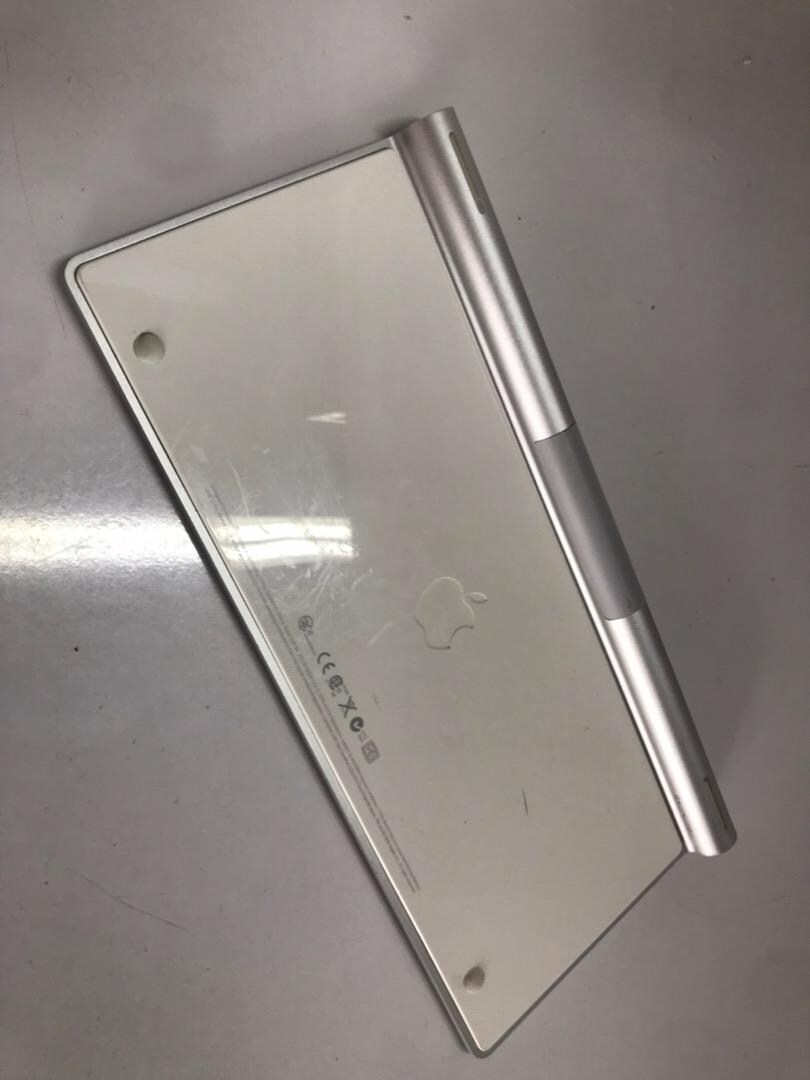 Klavye, Apple Magic Beyaz Klavye A1314