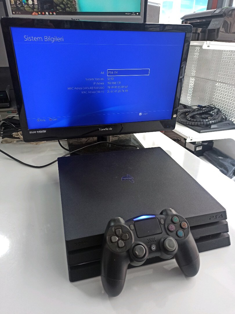 Playstation 4 Pro 1 TB - 1 Adet Kol (Muadil)