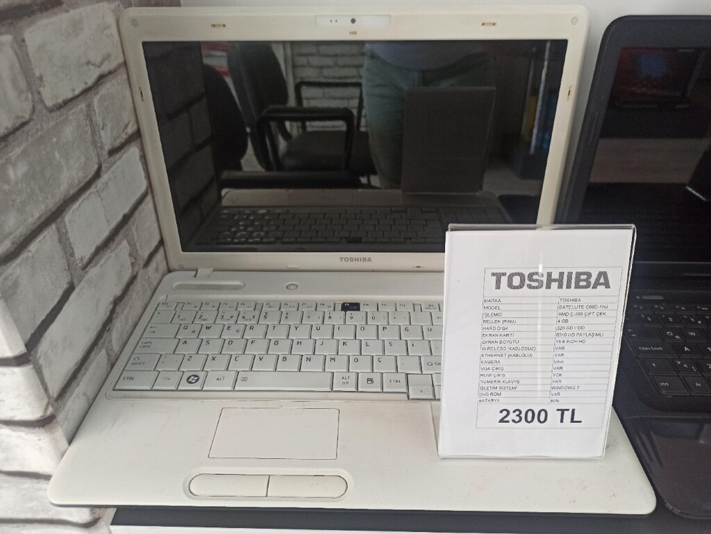 Laptop, Toshiba AMD İşlemcili Uygun Fiyatlı 