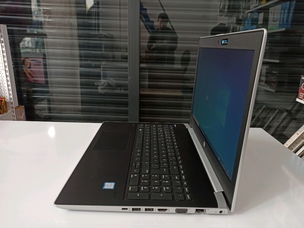 Laptop, HP Probook 450 G5, Intel i5 8. Nesil işlemcisi, 16GB RAM ve 256GB SSD